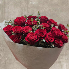 Collection image for: Valentine’s Day Flowers & Gifts | Roses, Bouquets, Boxes & Vases Delivery Melbourne