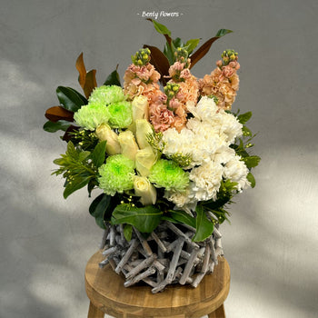 Seasonal bestsellers from Benty Flowers featuring Melbourne’s most popular flowers, available for same-day delivery.