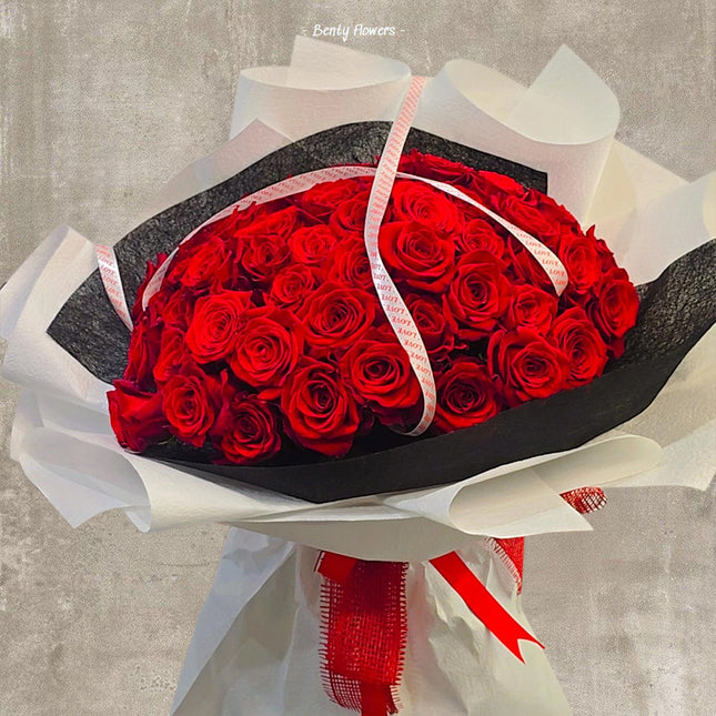 Luxury Valentine’s Roses: 60 Stems Wrapped Beautifully | Delivery in Melbourne