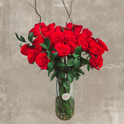 Premium Red Rose Vase: 24 Stems for Valentine’s Day | Melbourne Delivery